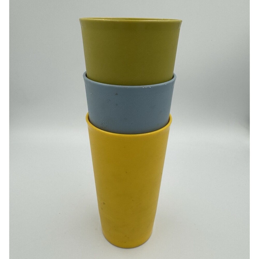 Tupperware‎ 12 Oz Tumblers #873 Set Of 3 Cups - Avocado Green  Blue Gold